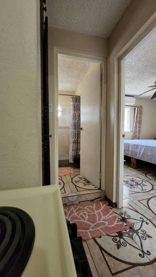 Oaklands Oasis Appartement Kingston Buitenkant foto